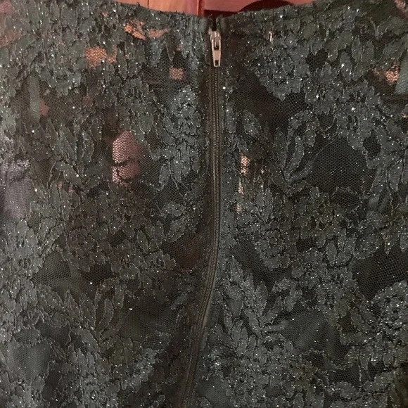 City Vibe Long-Sleeve Lace Top w/ Floral Print Skirt Two-Piece Dress Green Sz 13 - Picture 8 of 12